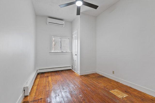 136 Coleridge St, Boston, MA 02128