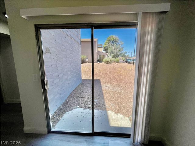 5187 Greene Lane B, Las Vegas, NV 89119