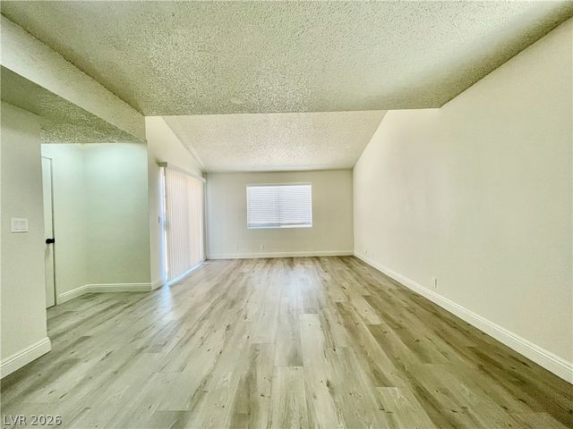 5187 Greene Lane B, Las Vegas, NV 89119