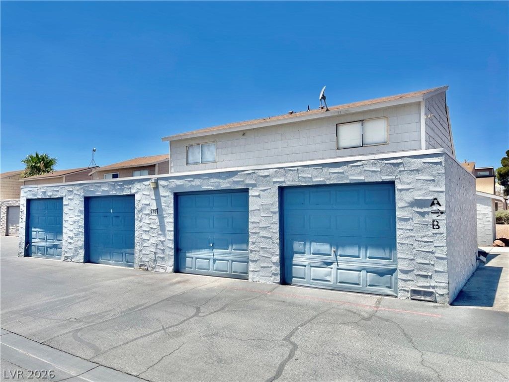 5187 Greene Lane B, Las Vegas, NV 89119