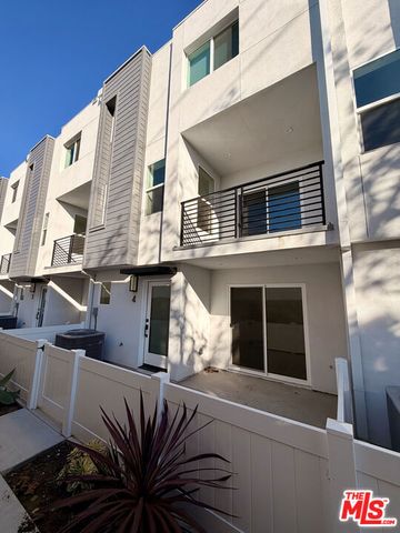 121 E 223rd Street 4, Carson, CA 90745