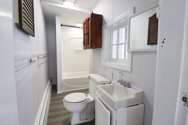 48 Golden Street, Norwich, CT 06360