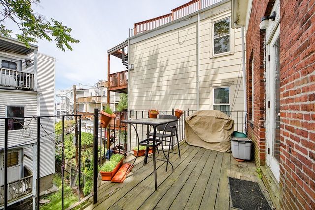 470 E 3rd Street 2, Boston, MA 02127