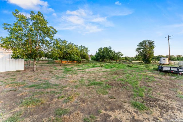 286 S Hwy 173, Bandera, TX 78003