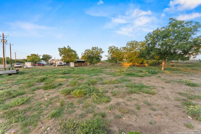 286 S Hwy 173, Bandera, TX 78003