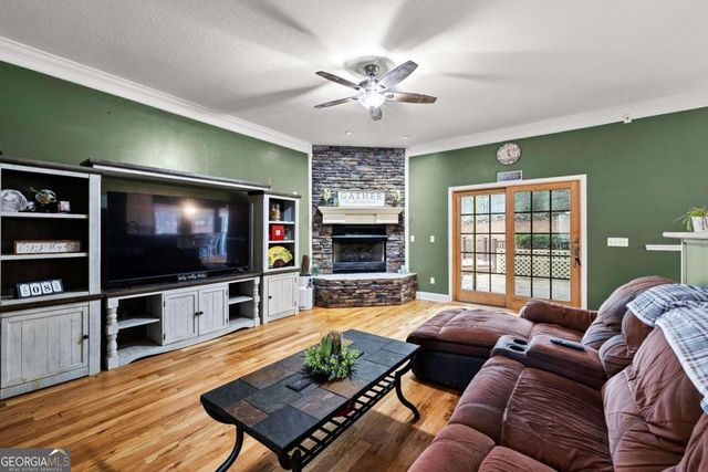 113 Glenn Eagle Pointe, Lagrange, GA 30241