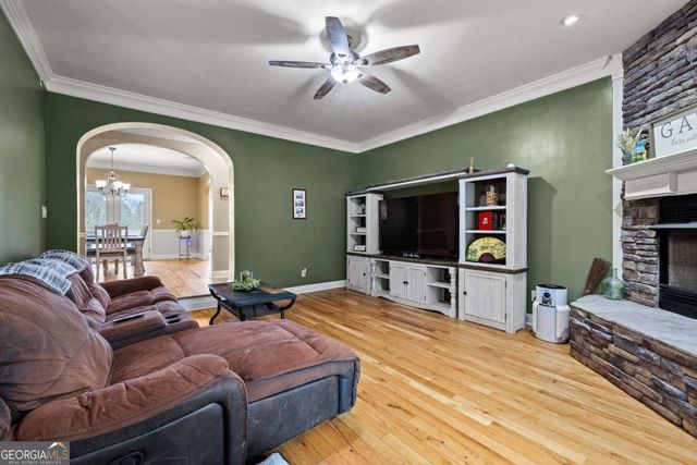 113 Glenn Eagle Pointe, Lagrange, GA 30241