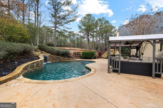 113 Glenn Eagle Pointe, Lagrange, GA 30241