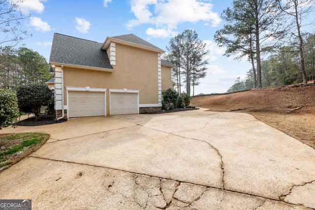 113 Glenn Eagle Pointe, Lagrange, GA 30241