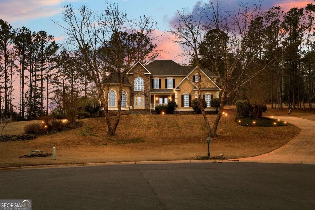 113 Glenn Eagle Pointe, Lagrange, GA 30241