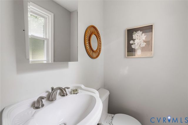 9307 Shiloh Dr, North Chesterfield, VA 23237