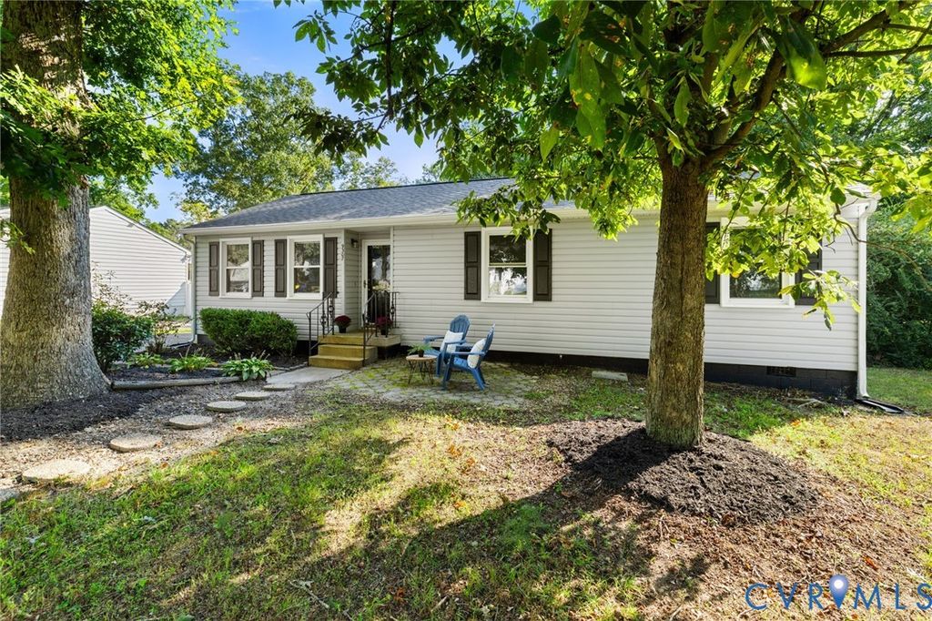 9307 Shiloh Dr, North Chesterfield, VA 23237