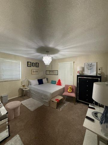 1521 Woodhill Court SW, Wyoming, MI 49509