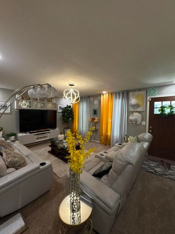 1521 Woodhill Court SW, Wyoming, MI 49509
