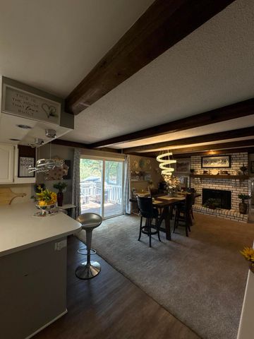 1521 Woodhill Court SW, Wyoming, MI 49509