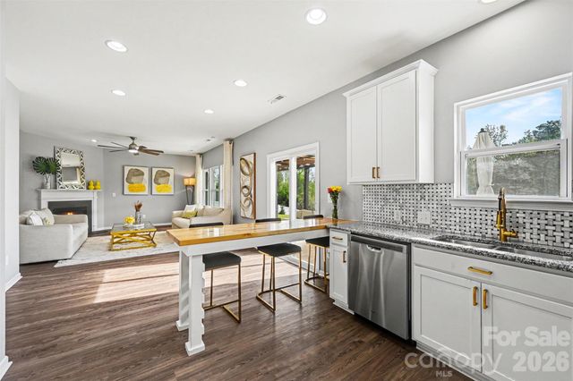 7015 Founders Way, Harrisburg, NC 28075