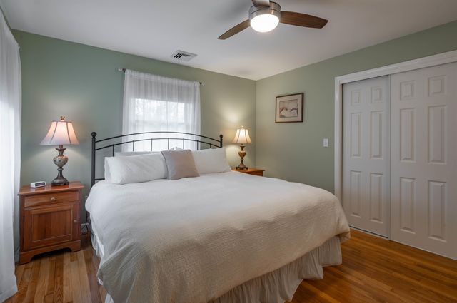 9 Rugby Road, Nashua, NH 03063