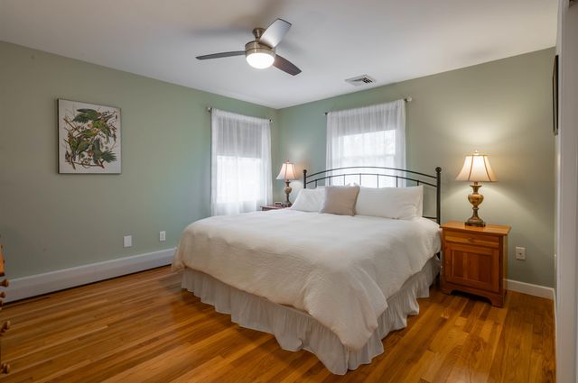 9 Rugby Road, Nashua, NH 03063