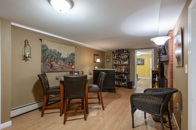 9 Rugby Road, Nashua, NH 03063