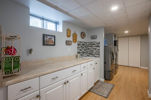 9 Rugby Road, Nashua, NH 03063