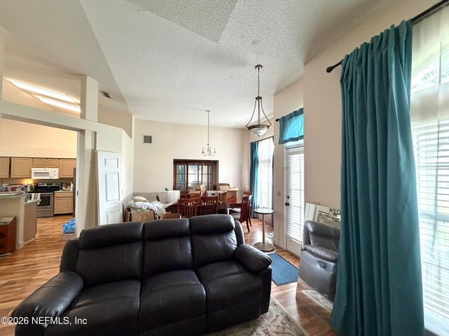 2098 FOREST GATE Drive E, Jacksonville, FL 32246