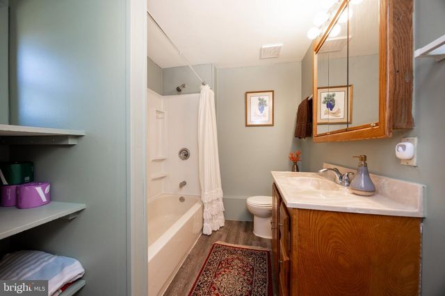 147 W SUMMIT AVE, West Grove, PA 19390
