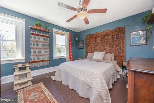 147 W SUMMIT AVE, West Grove, PA 19390