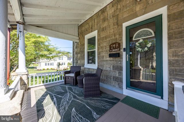 147 W SUMMIT AVE, West Grove, PA 19390