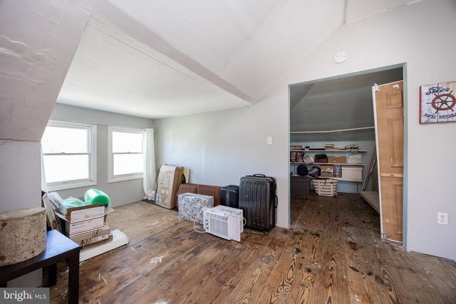 147 W SUMMIT AVE, West Grove, PA 19390