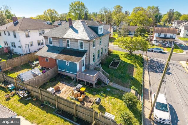 147 W SUMMIT AVE, West Grove, PA 19390
