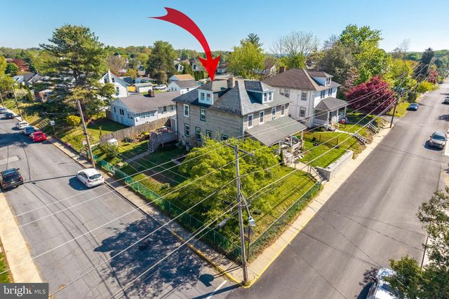 147 W SUMMIT AVE, West Grove, PA 19390