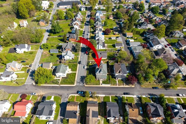 147 W SUMMIT AVE, West Grove, PA 19390