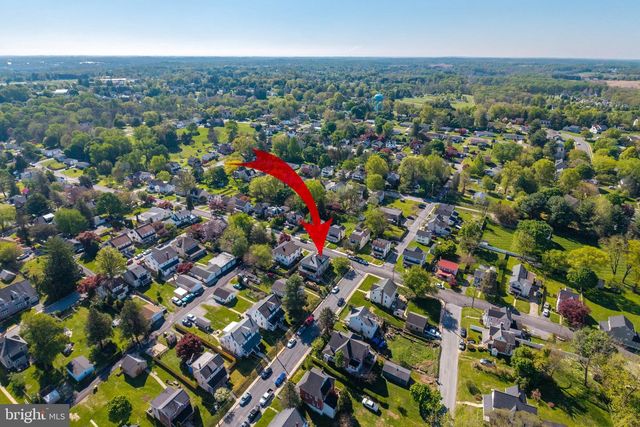 147 W SUMMIT AVE, West Grove, PA 19390