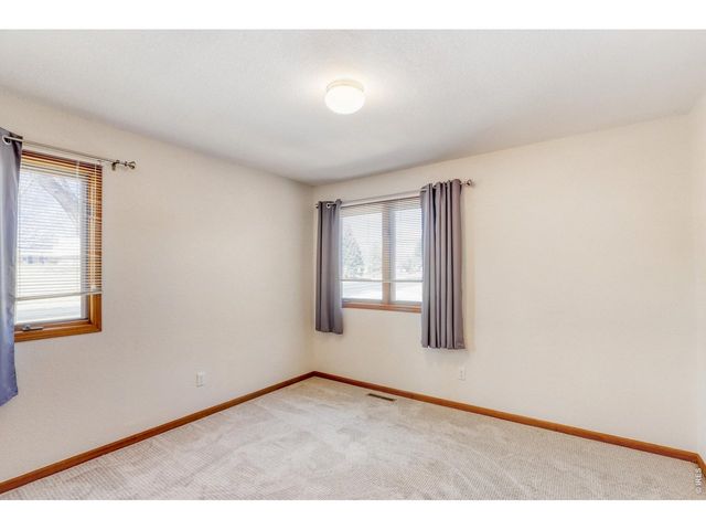 2367 Northbrook Dr, Fort Collins, CO 80526