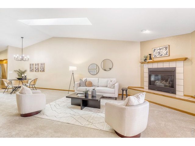 2367 Northbrook Dr, Fort Collins, CO 80526