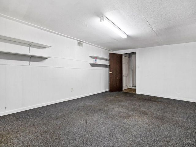 2610 Azalea St, Pueblo, CO 81005