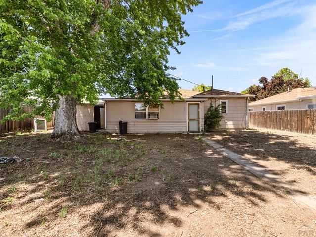 2610 Azalea St, Pueblo, CO 81005