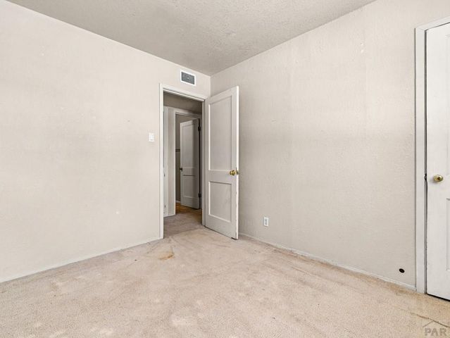 2610 Azalea St, Pueblo, CO 81005