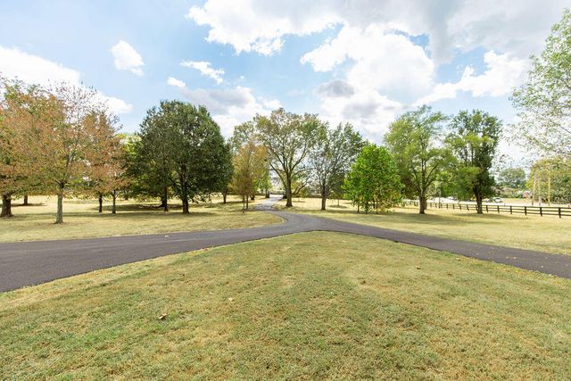 1851 Wilmore Road, Nicholasville, KY 40356