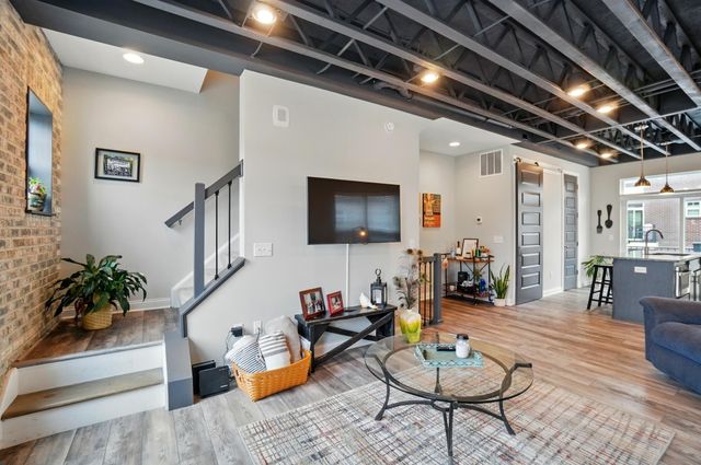 20 N Center Street 20 20 N Center Street, 20, Springfield, OH 45502