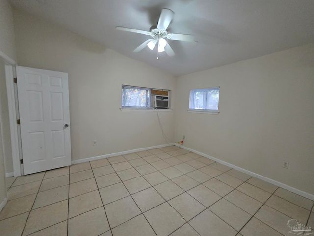 604 N 70th Ave, Pensacola, FL 32506