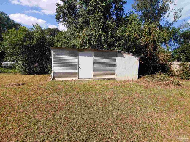 604 N 70th Ave, Pensacola, FL 32506