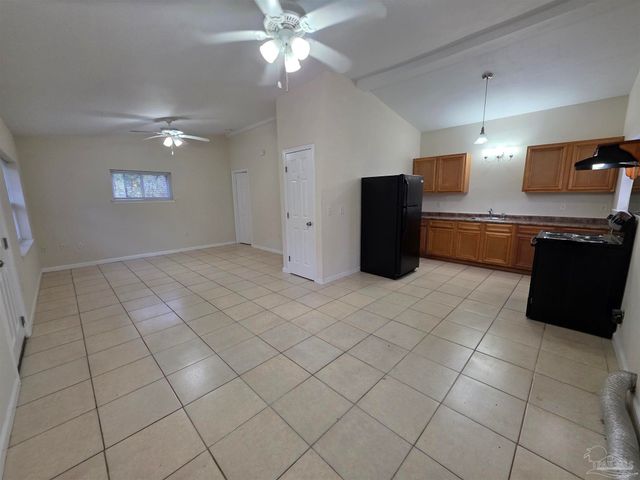 604 N 70th Ave, Pensacola, FL 32506