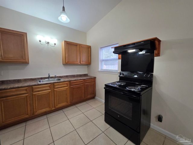 604 N 70th Ave, Pensacola, FL 32506