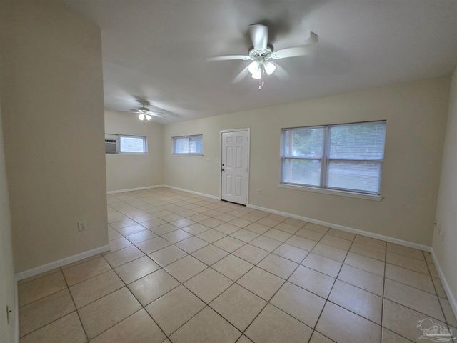 604 N 70th Ave, Pensacola, FL 32506