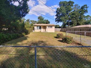 604 N 70th Ave, Pensacola, FL 32506