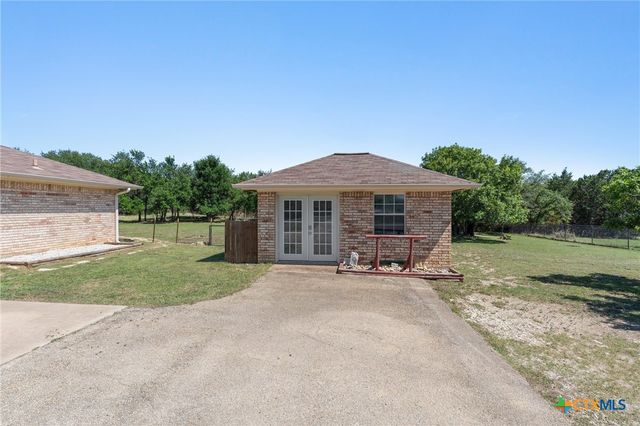 2918 Big Divide Road, Copperas Cove, TX 76522