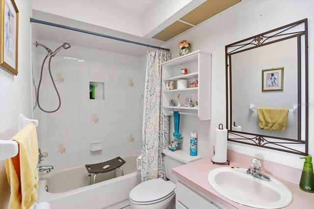 1046 CASTILLE DRIVE, Spring Hill, FL 34608