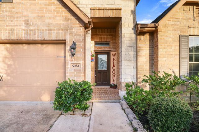 9162 Monarch Field Lane, Cypress, TX 77433