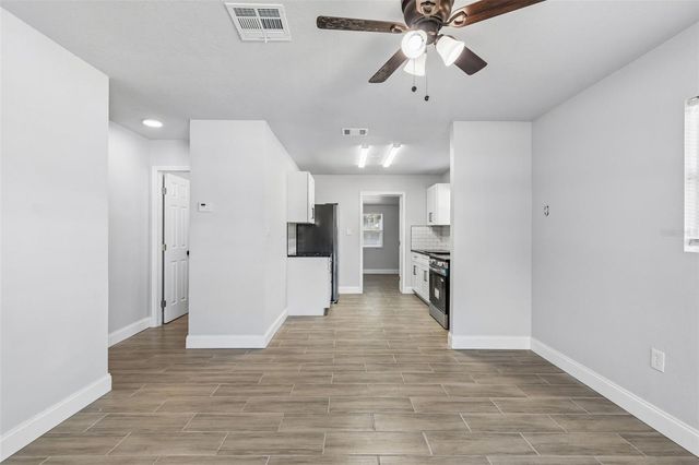 2105 46TH AVENUE DRIVE W, Bradenton, FL 34207